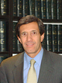 socio Director del Estudio MTA - Mois&eacute;s Trujillo Abogados